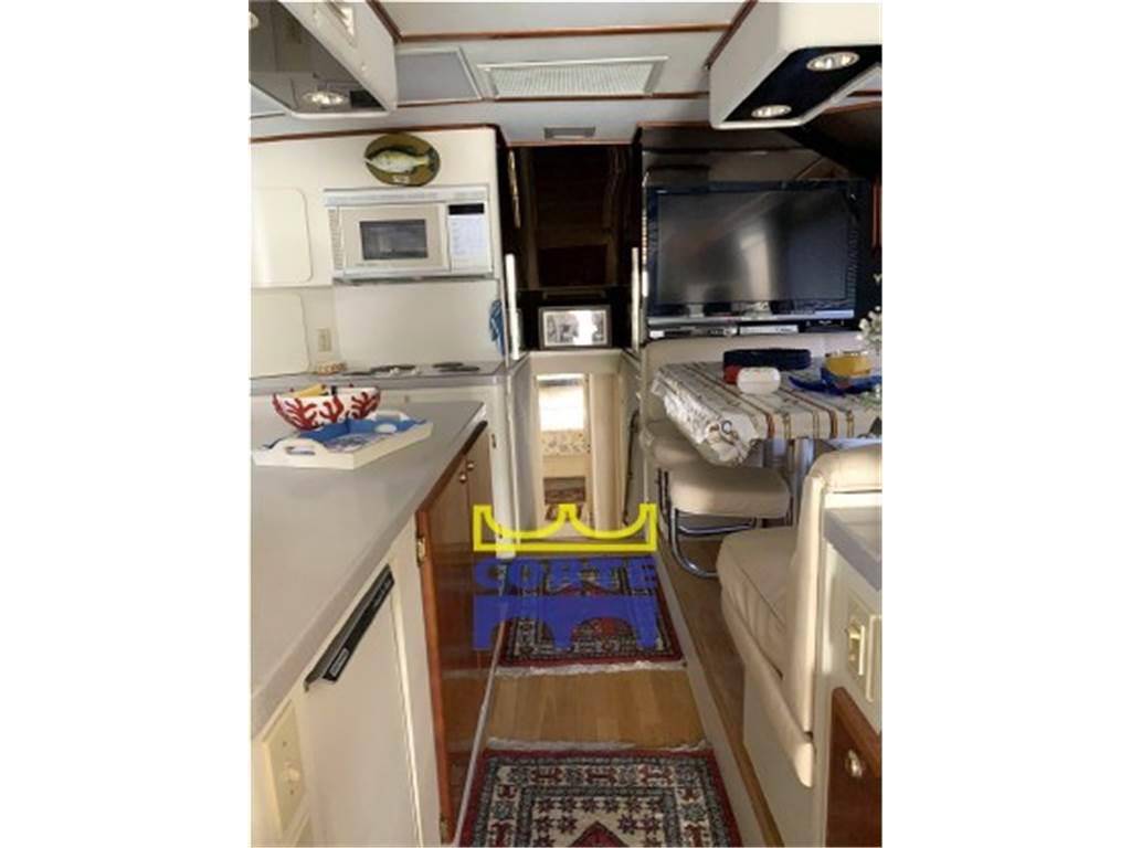 Hatteras 65 convertible