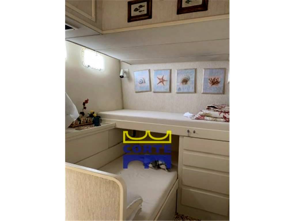 Hatteras 65 convertible