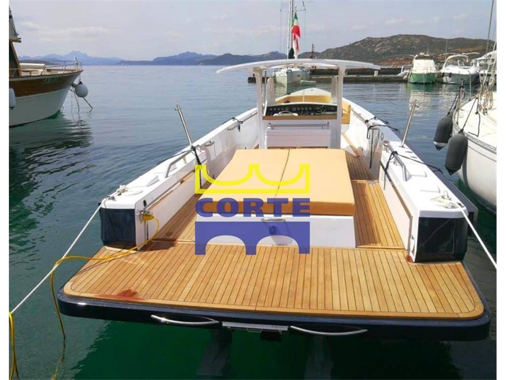 Multiplast Custom tender 12