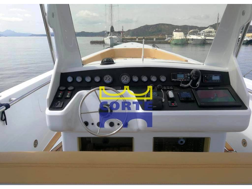 Multiplast Custom tender 12