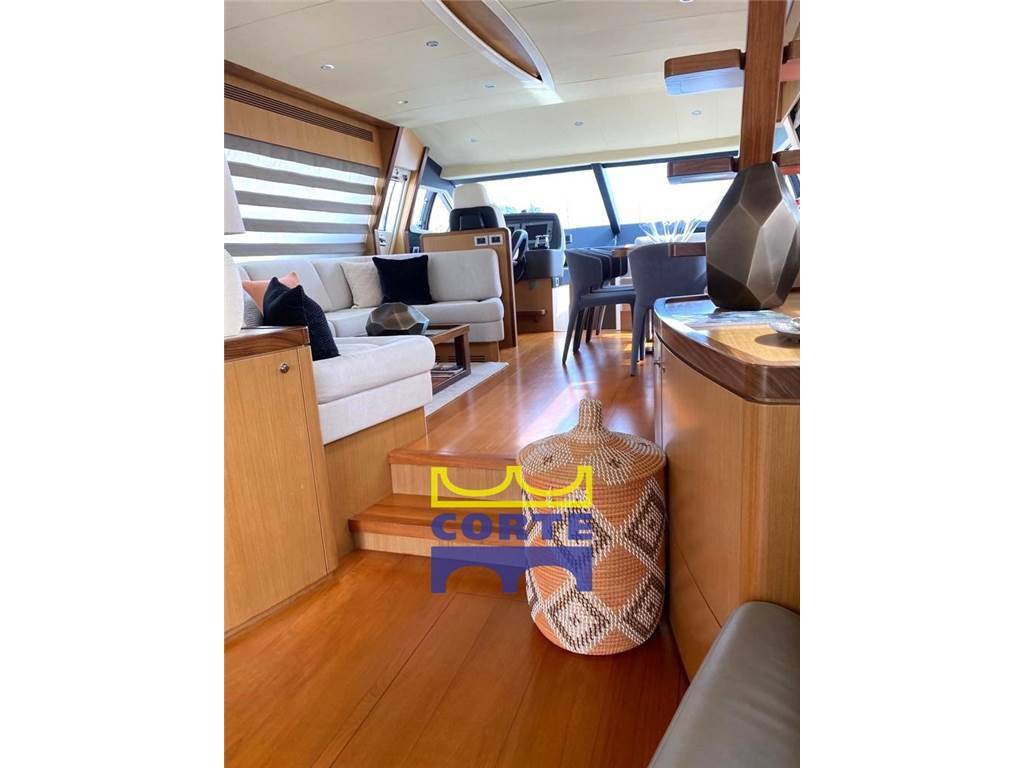 Ferretti yachts 630