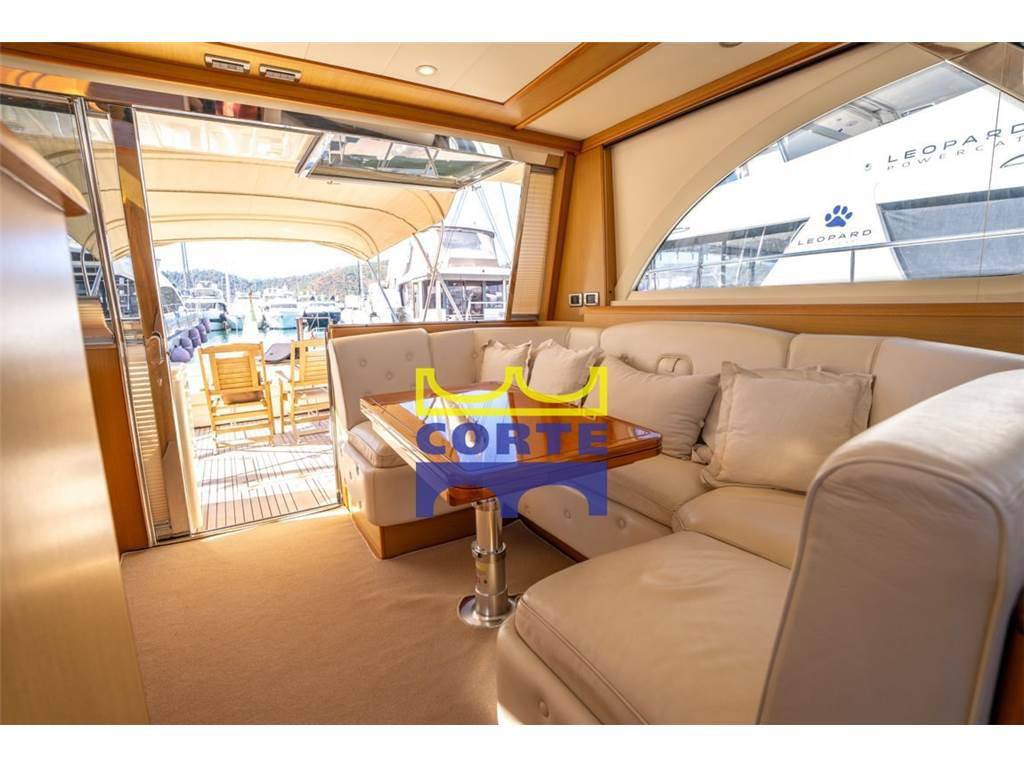 Mochi craft 51 dolphin
