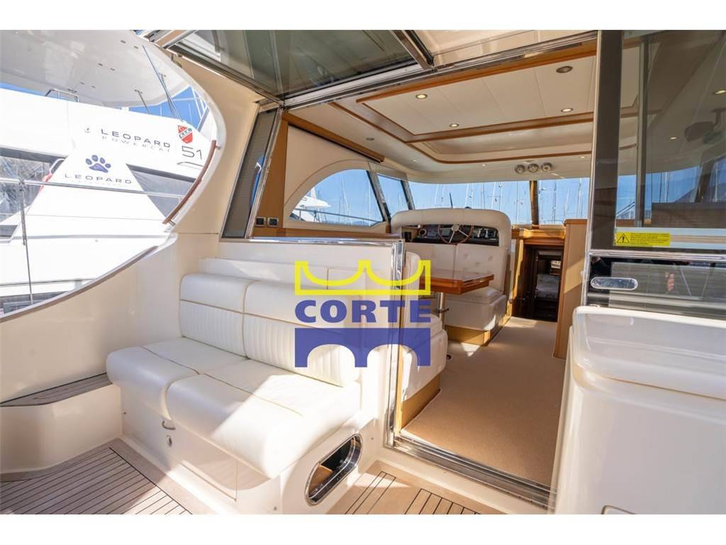 Mochi craft 51 dolphin