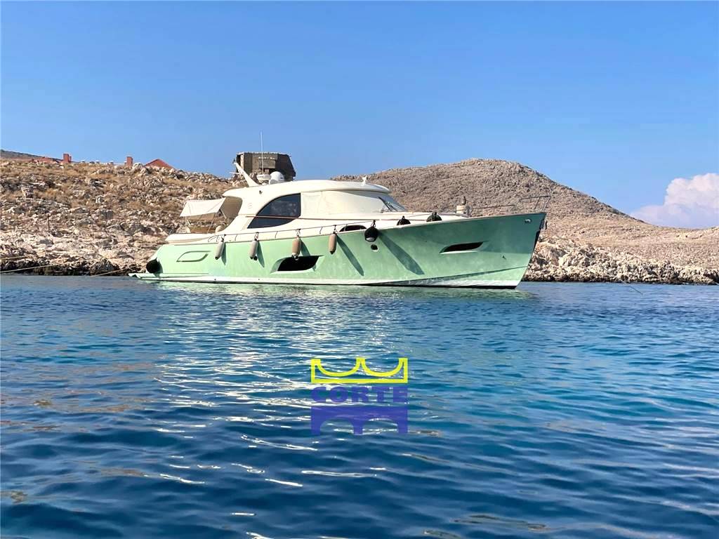 Mochi craft Dolphin 64 sun top immatricolato 2010
