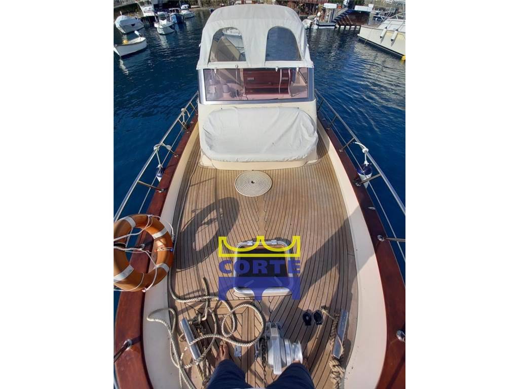Fratelli aprea 750 cabin
