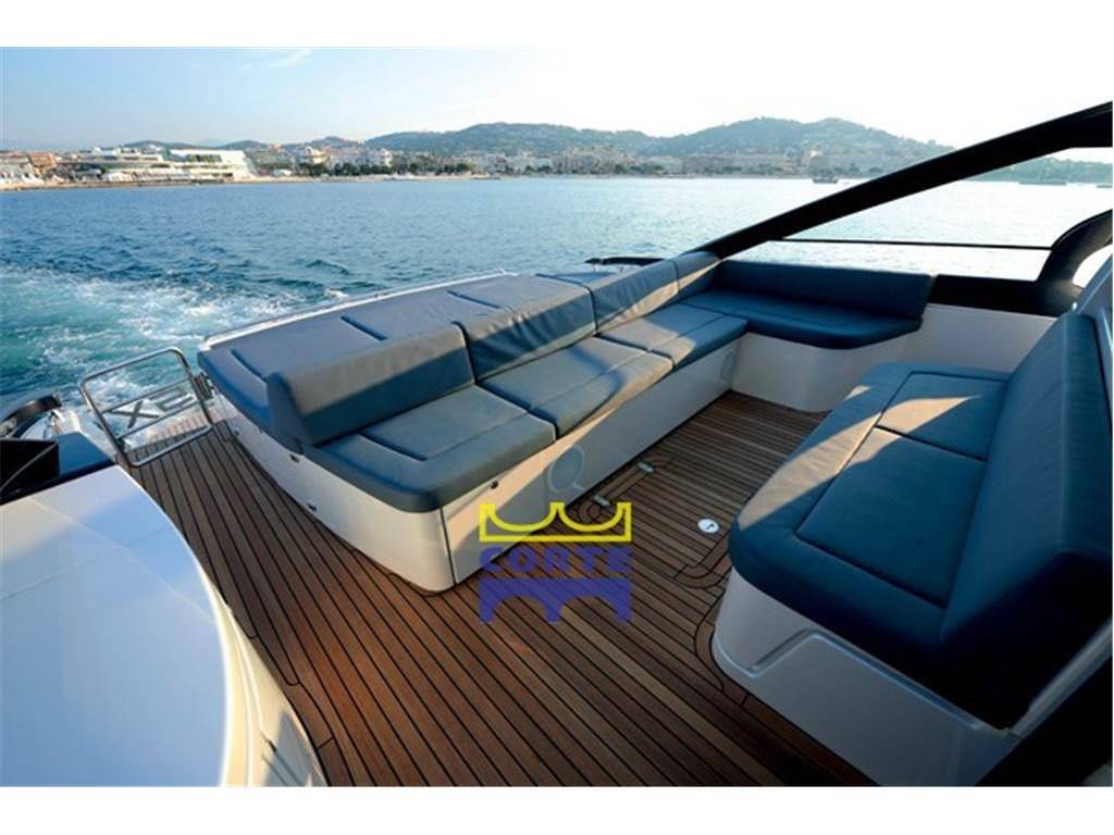 Pershing 5x