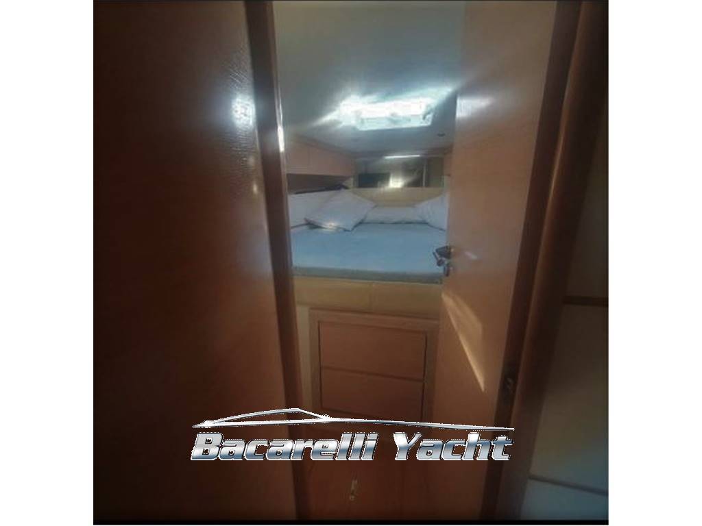 Tornado 44 Flush deck