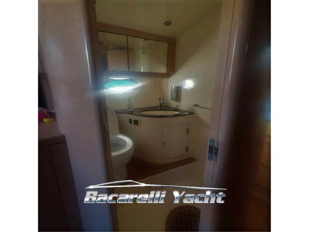 Tornado 44 Flush deck