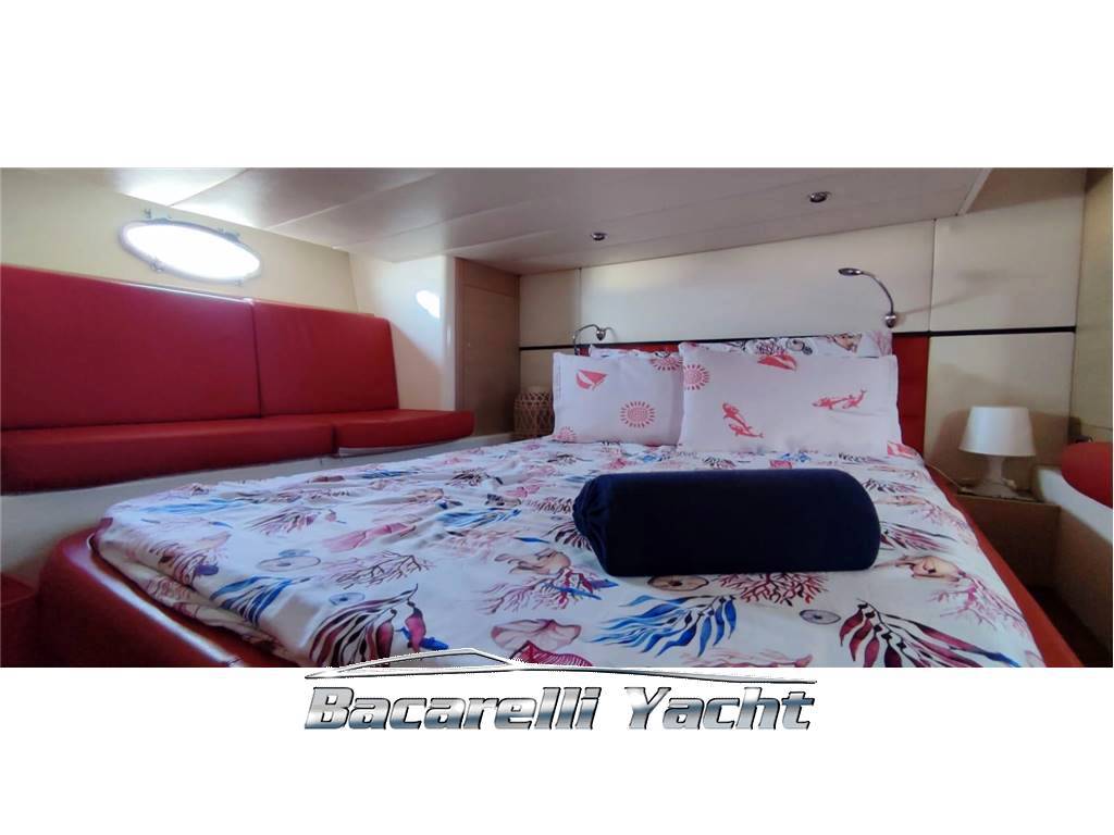 Tornado 44 Flush deck