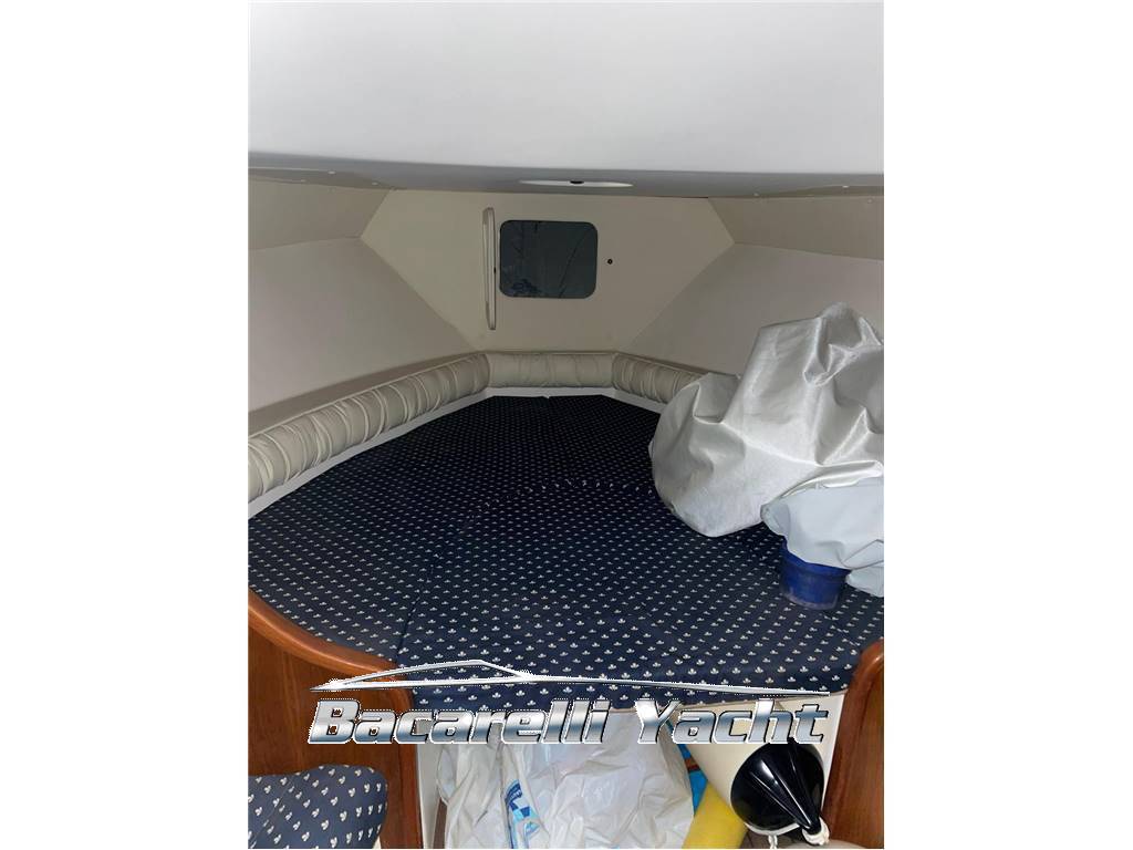Tornado 44 Flush deck