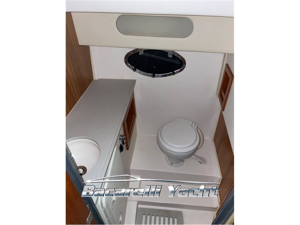 Tornado 44 Flush deck
