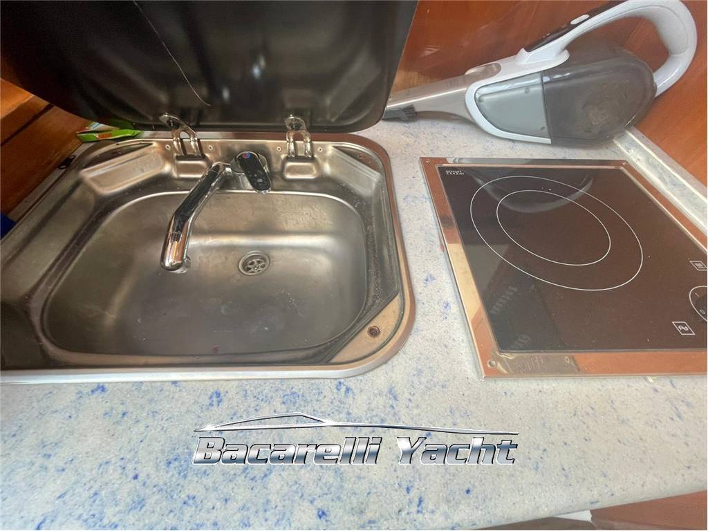 Gozzo parisi Ponza 900 cabin