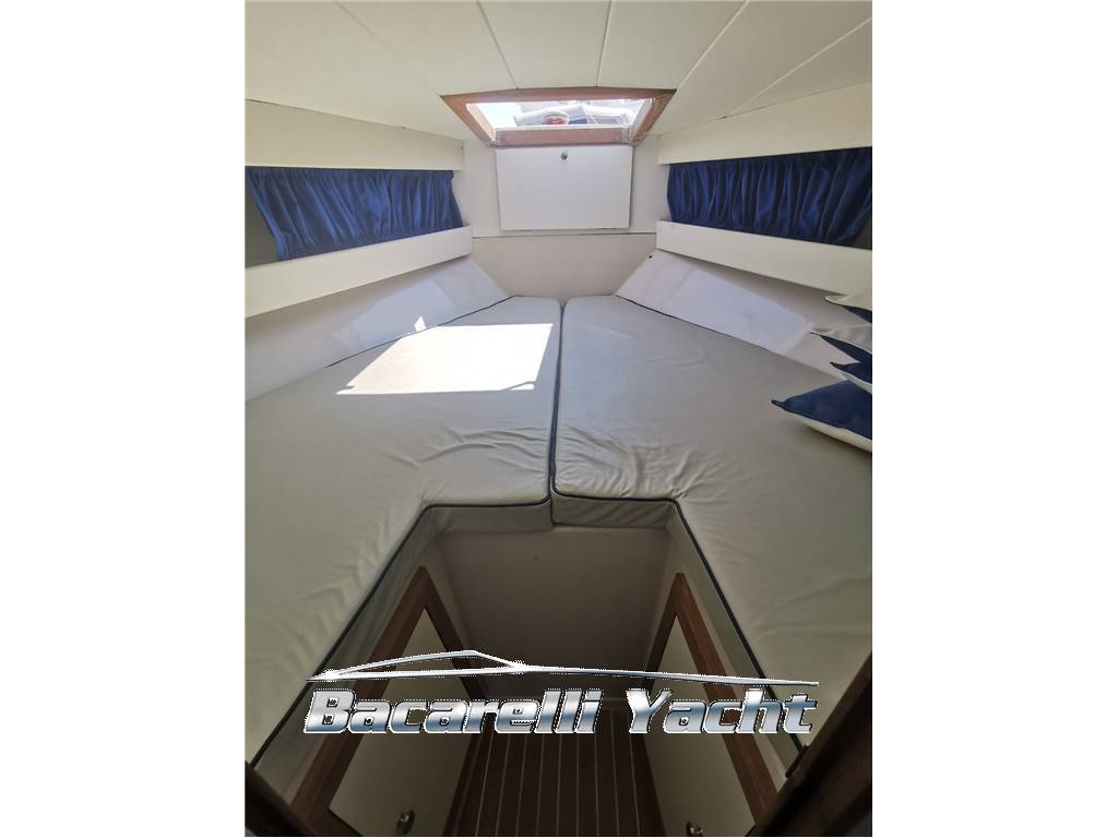 Tornado 38 flush deck natante