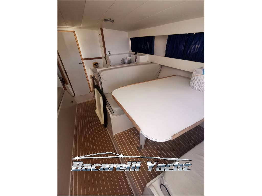 Tornado 38 flush deck natante