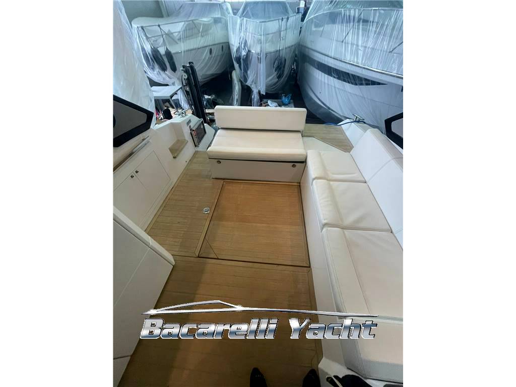 Rio yacht Parana 38