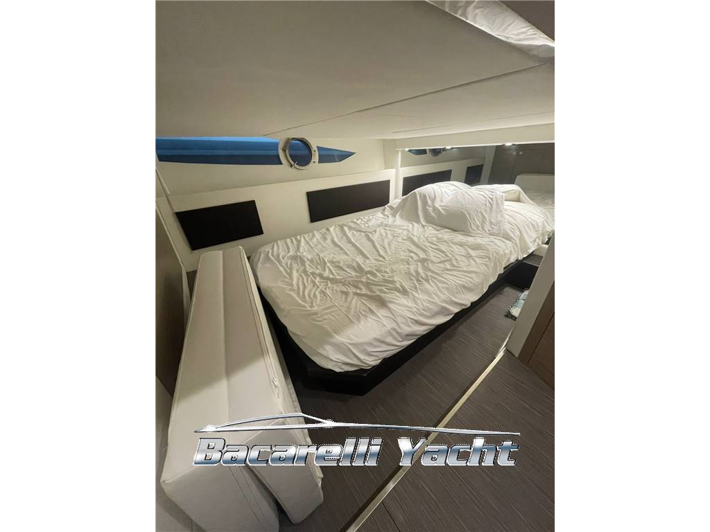 Rio yacht Parana 38