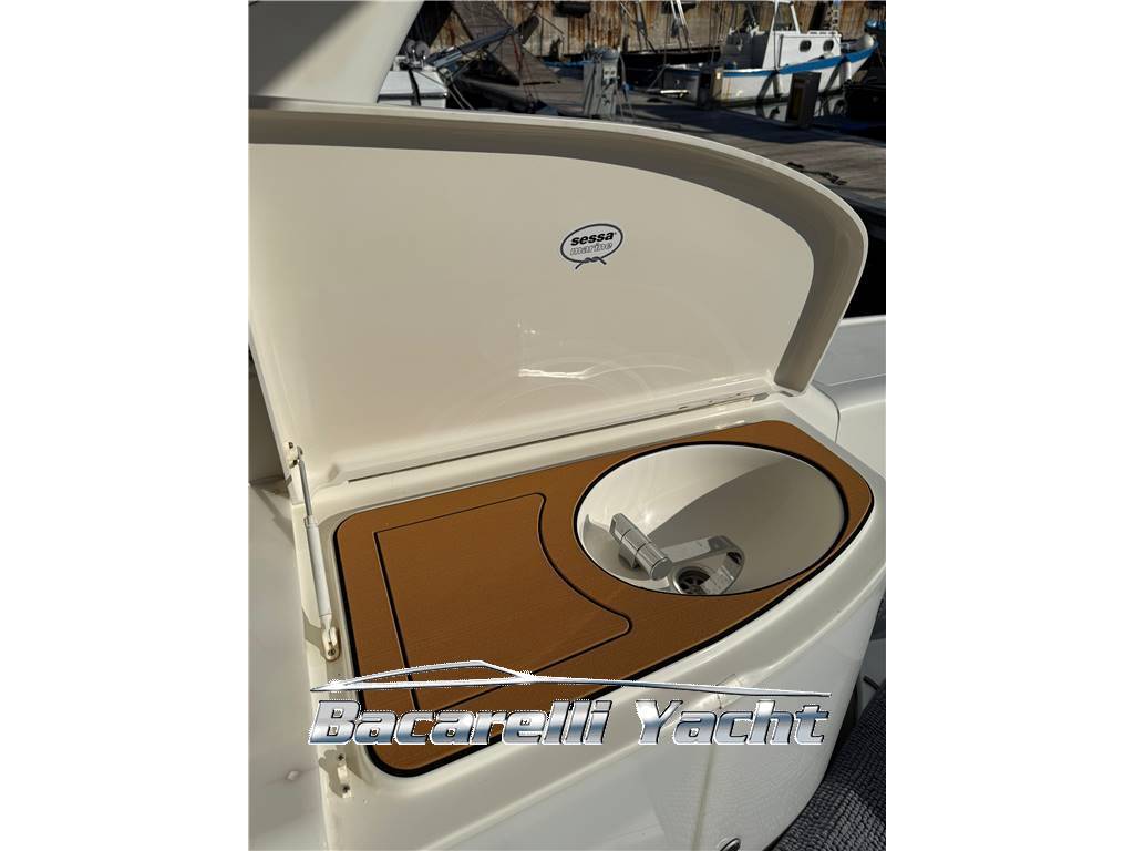 Sessa marine Oyster 38