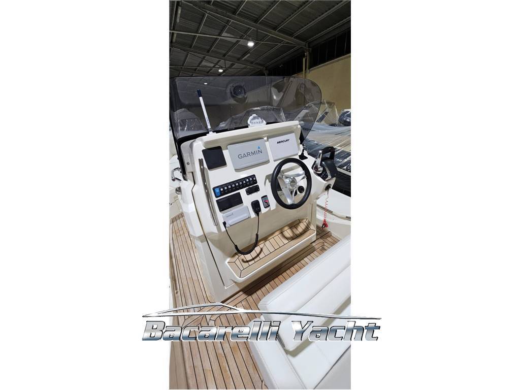 Joker boat Clubman 30