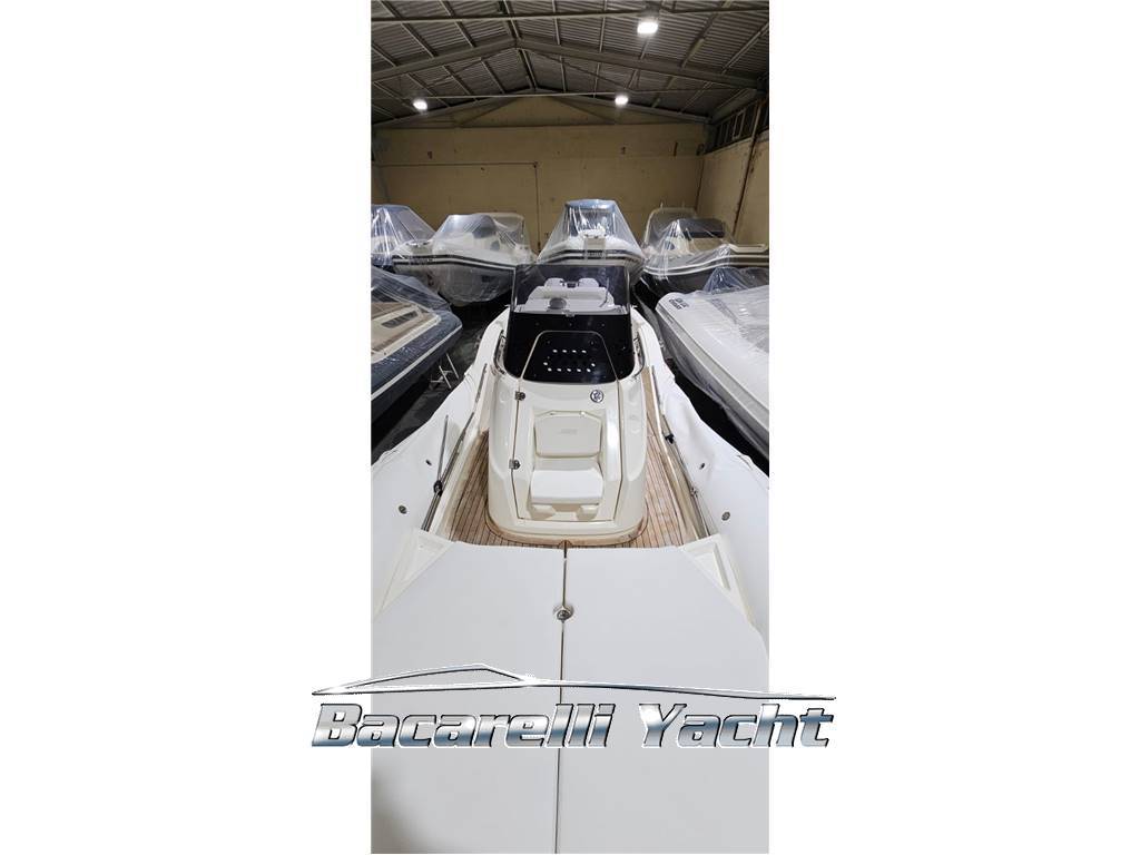 Joker boat Clubman 30