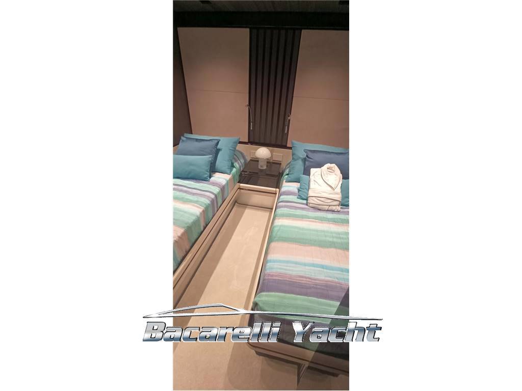 Arcadia yacht Sherpa 80xl