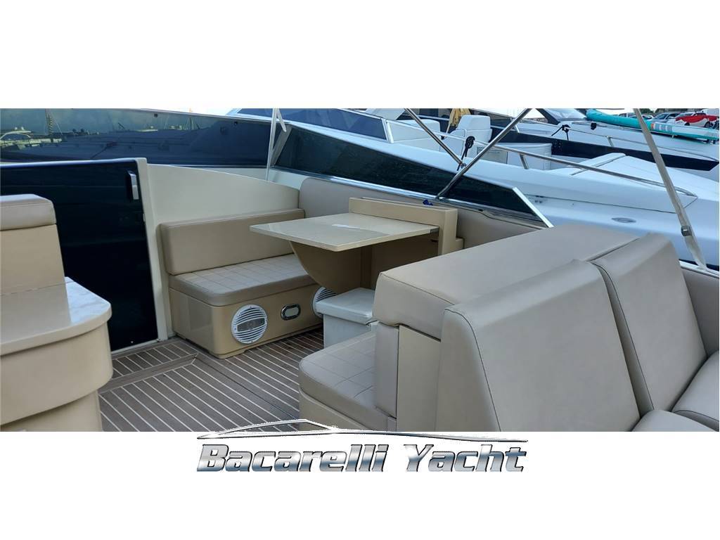 Tornado 38 flush deck
