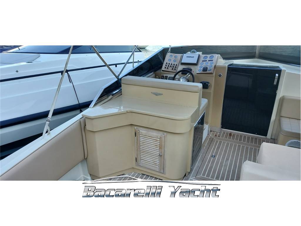 Tornado 38 flush deck