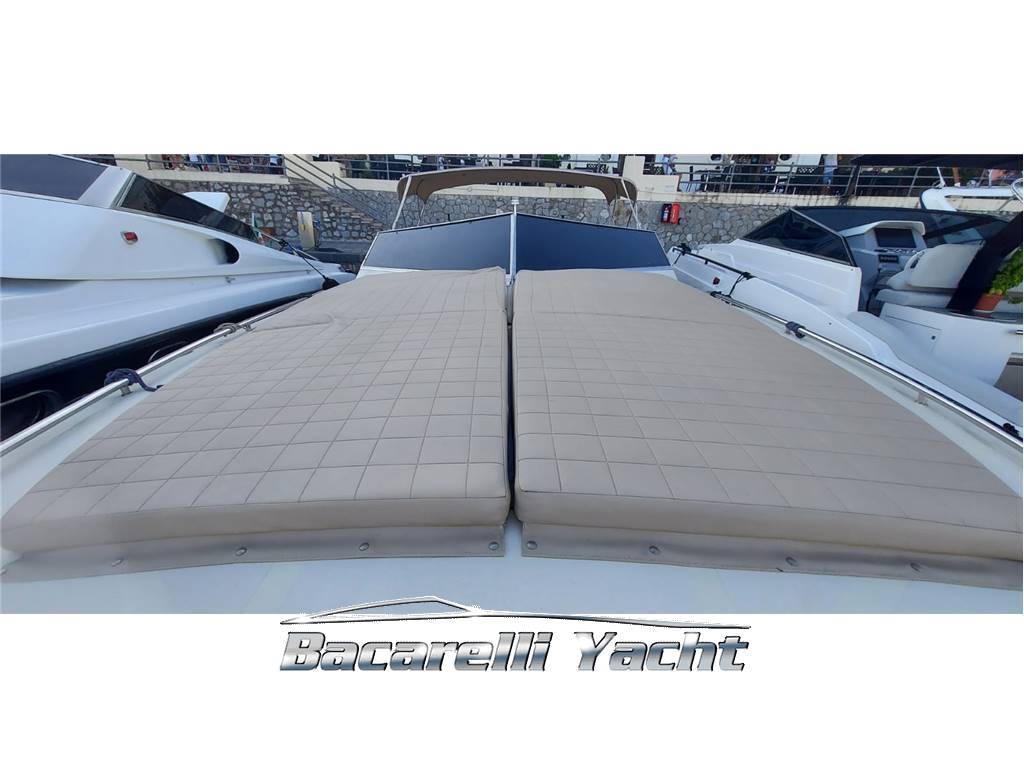 Tornado 38 flush deck