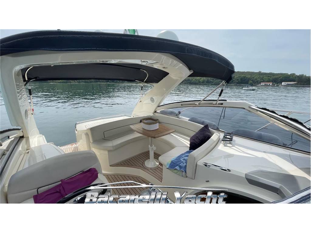 Absolute yacht 39