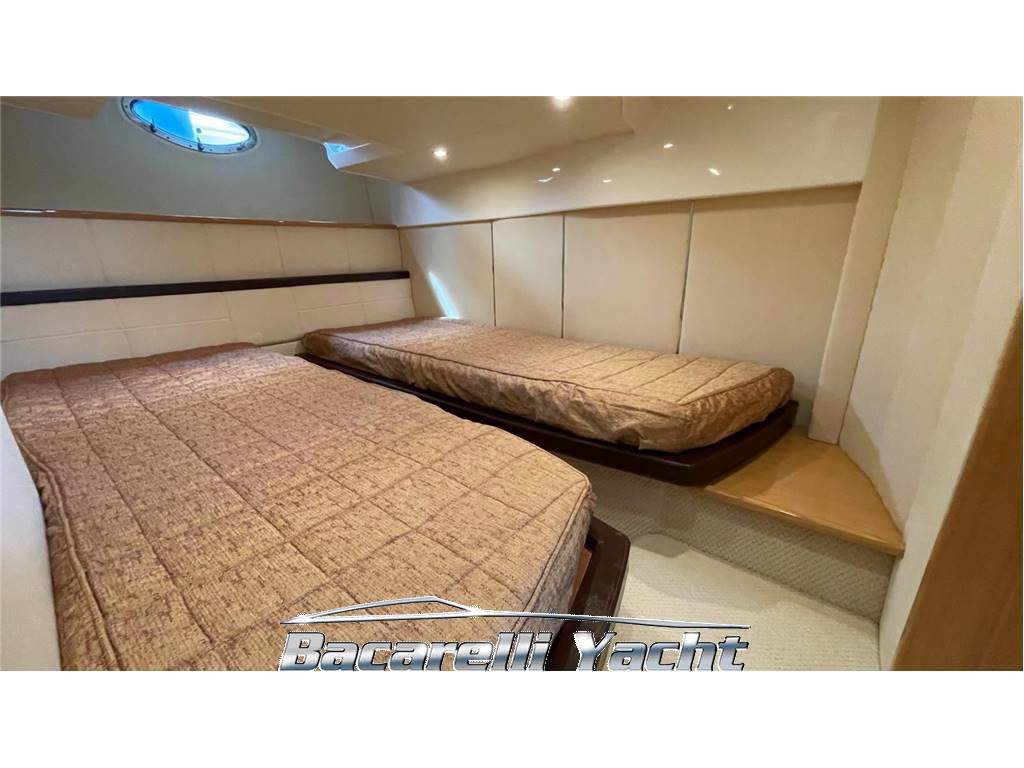 Absolute yacht 39