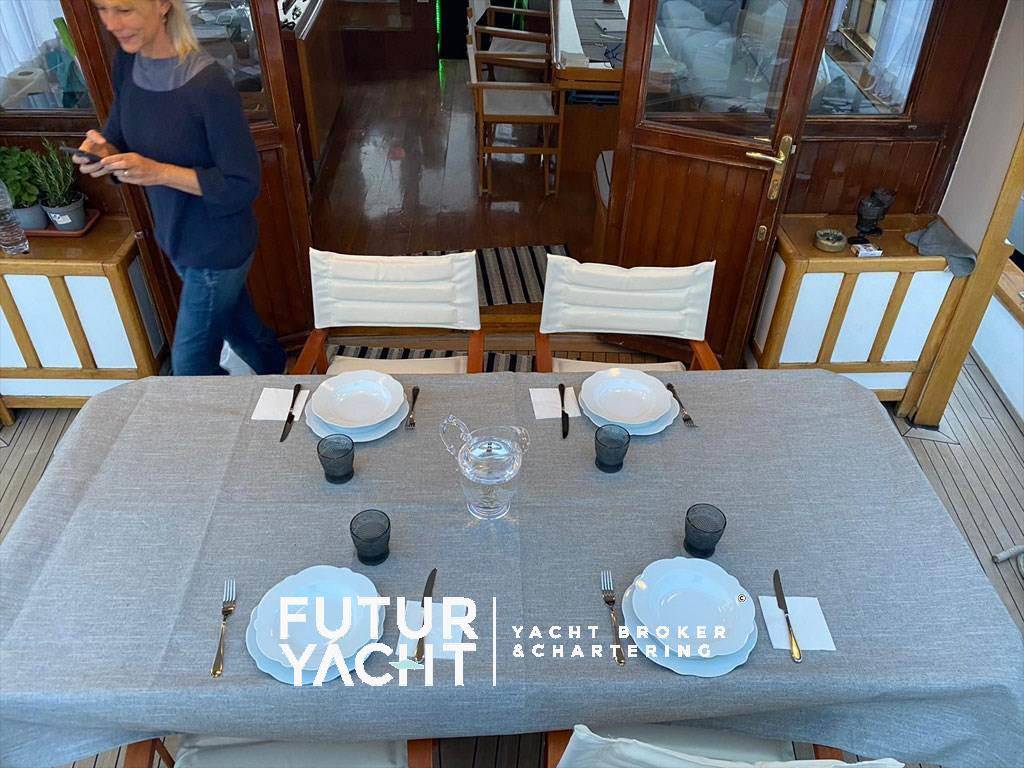 Viking marine M ̸ y lucifero (scafo in acciaio)
