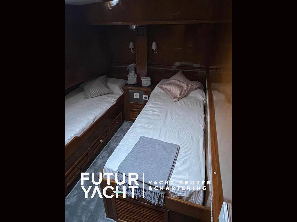 Viking marine M ̸ y lucifero (scafo in acciaio)