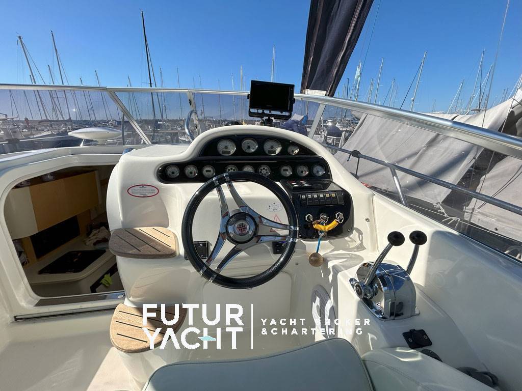 Cranchi Zaffiro 28
