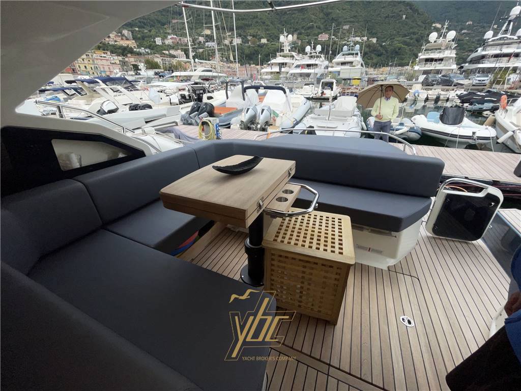 Cranchi M44 ht