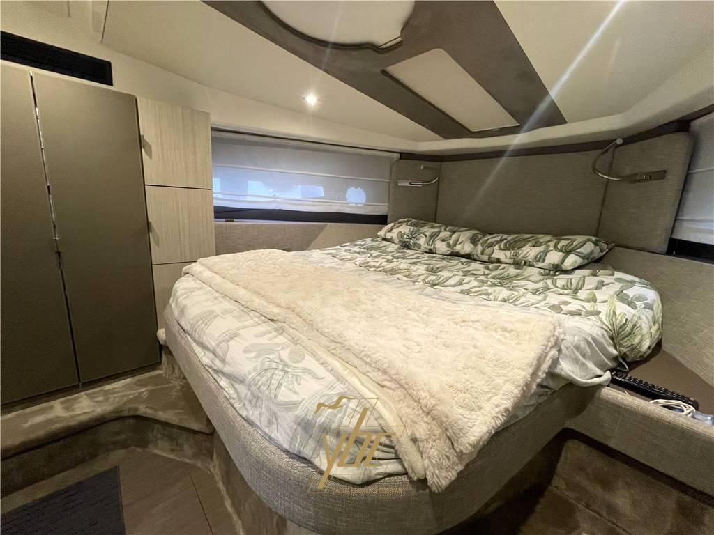 Cranchi M44 ht