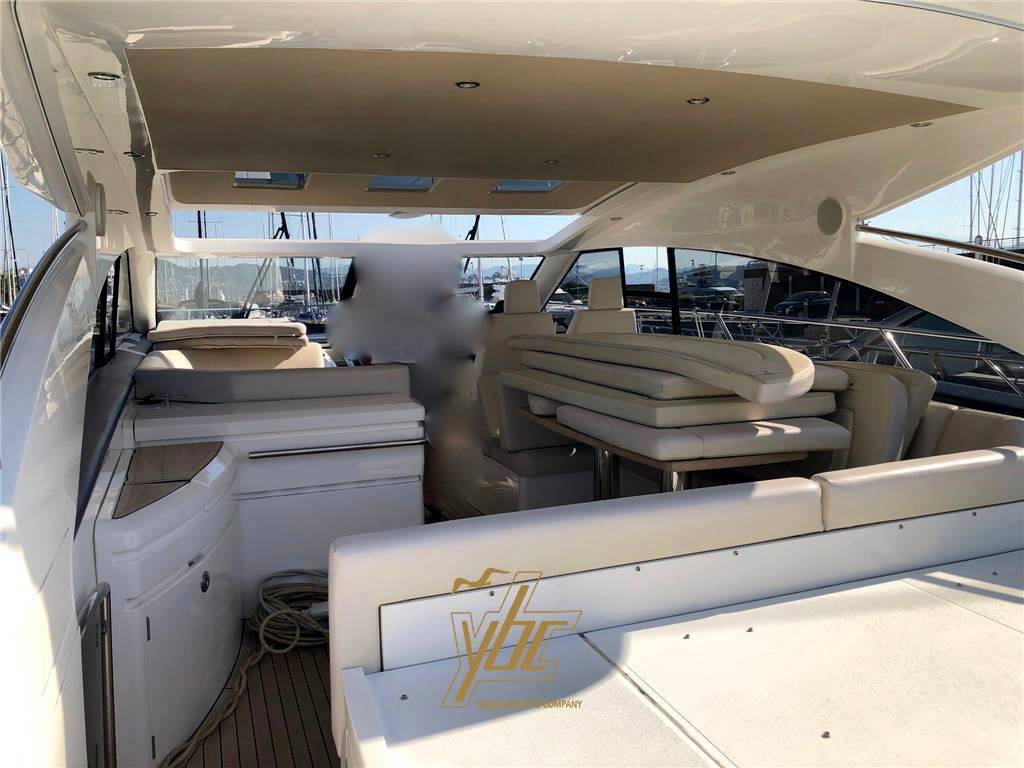 Princess yachts V53