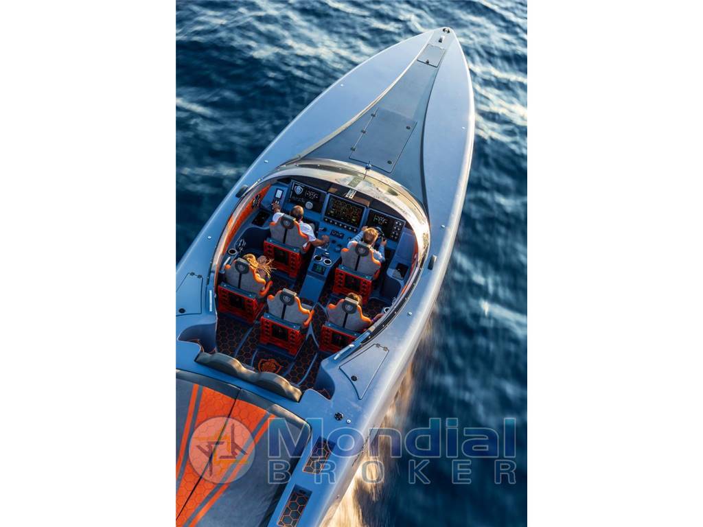 Canados Gladiator 411 carbon series