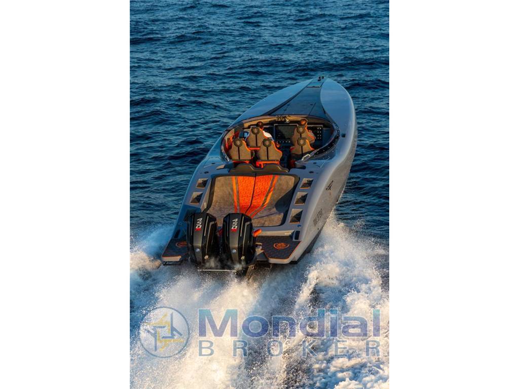 Canados Gladiator 411 carbon series