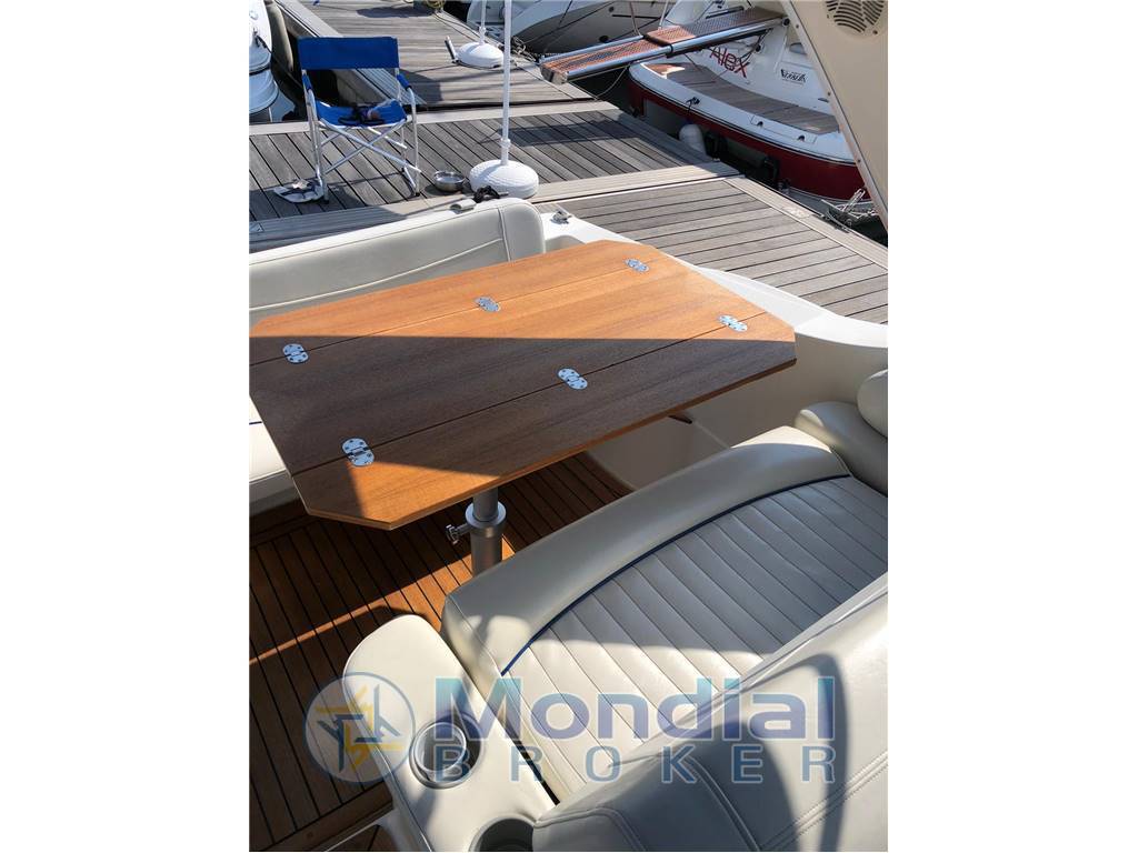 Bayliner 285