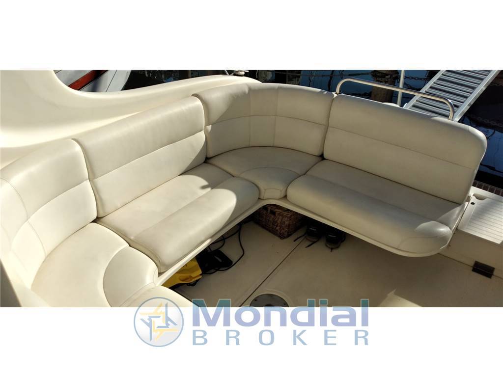 Gobbi 245 cabin