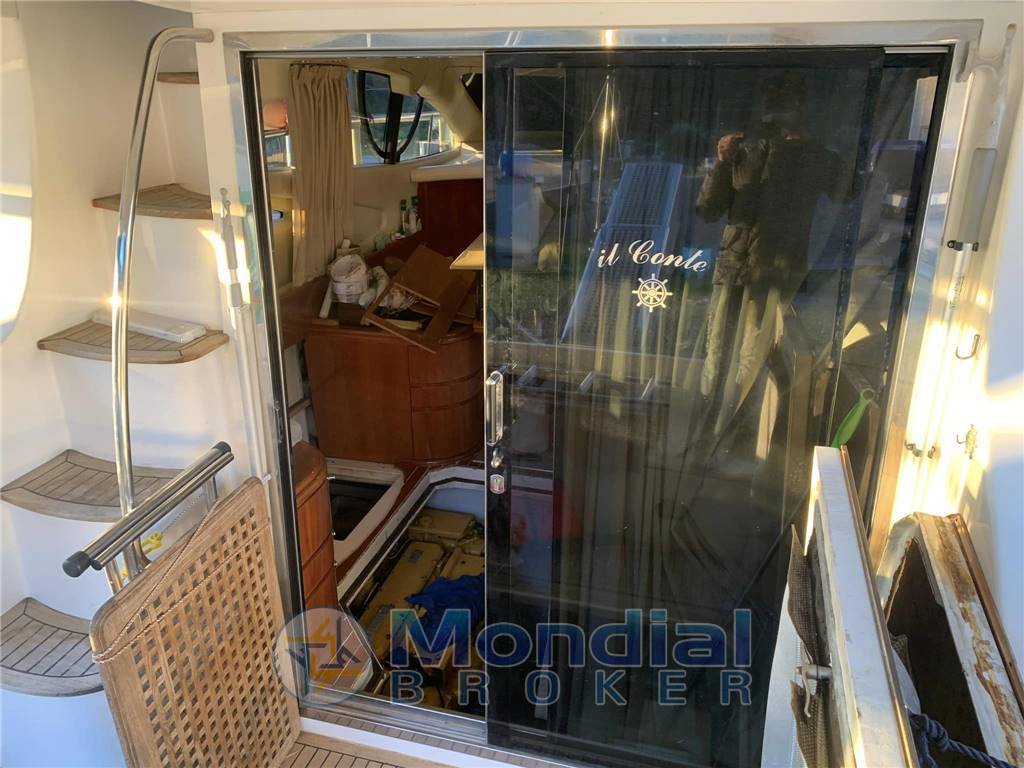 Azimut 39 fly