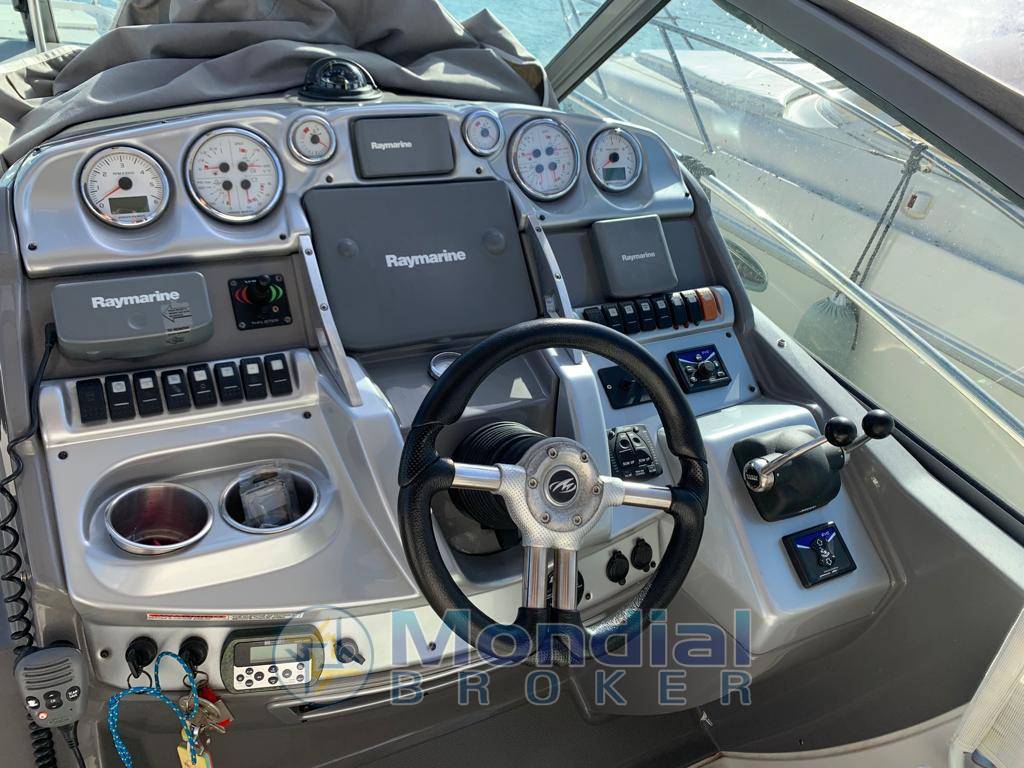 Monterey Boats 335