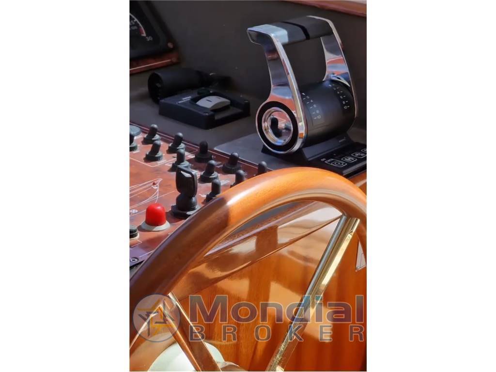 Dellapasqua dc international yachts Dc 16