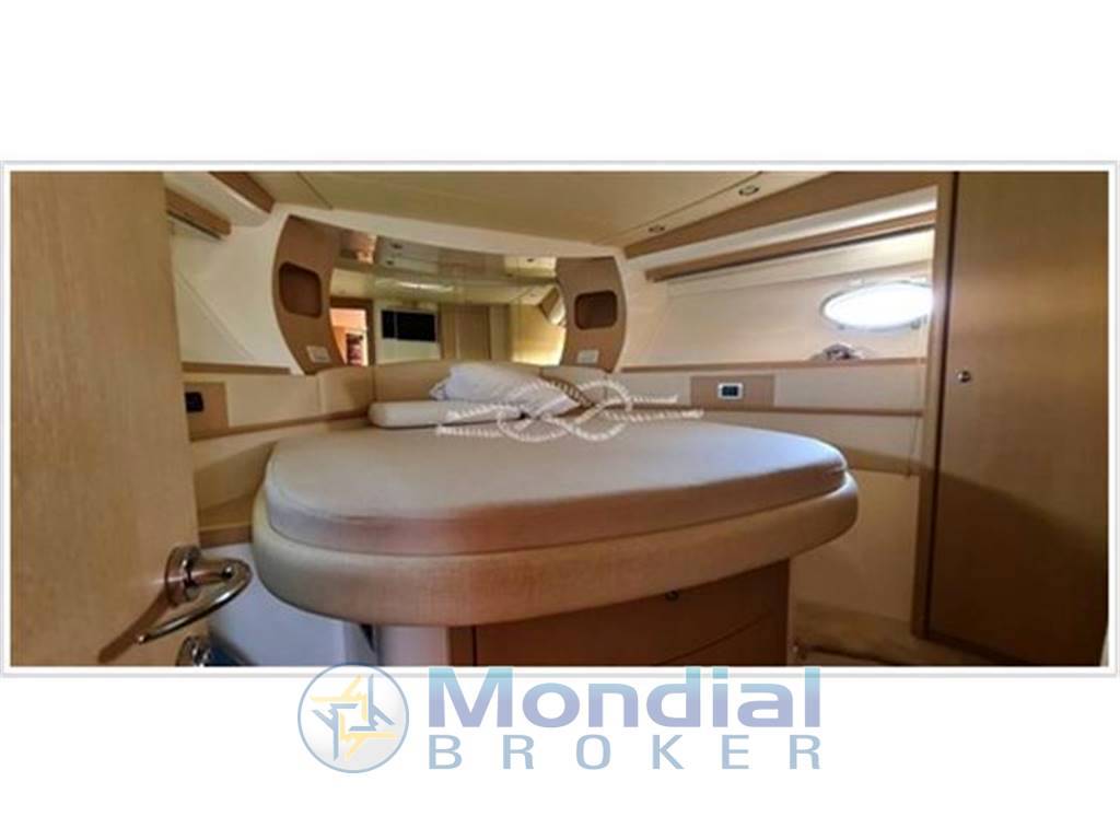 Pershing 50