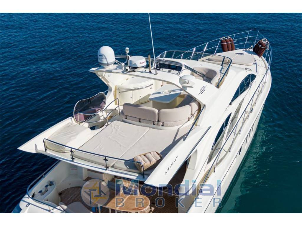 Azimut 62 fly