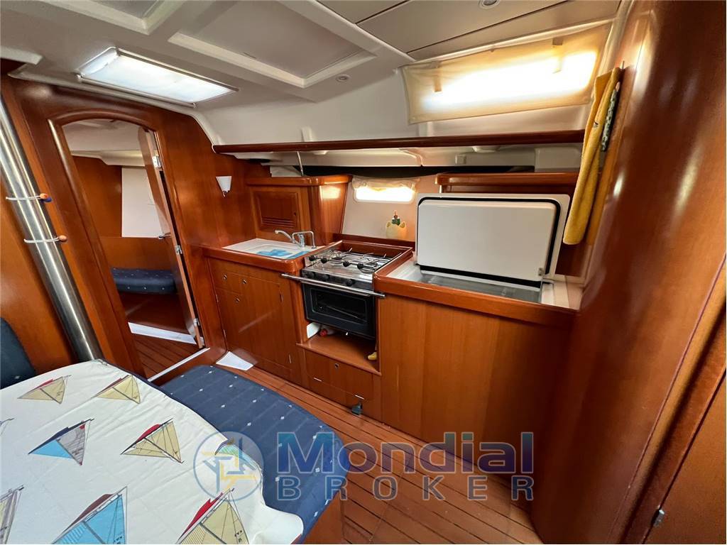 Beneteau Oceanis 393