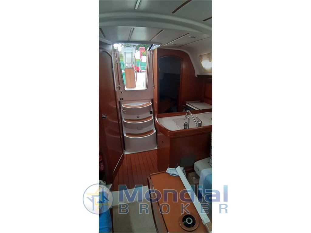 Beneteau Oceanis clipper 323