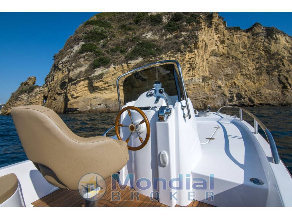 Mimi Libeccio 6.5 center console