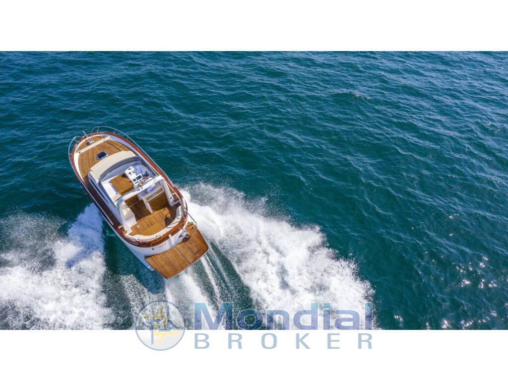 Mimi Libeccio 9.5 cabin