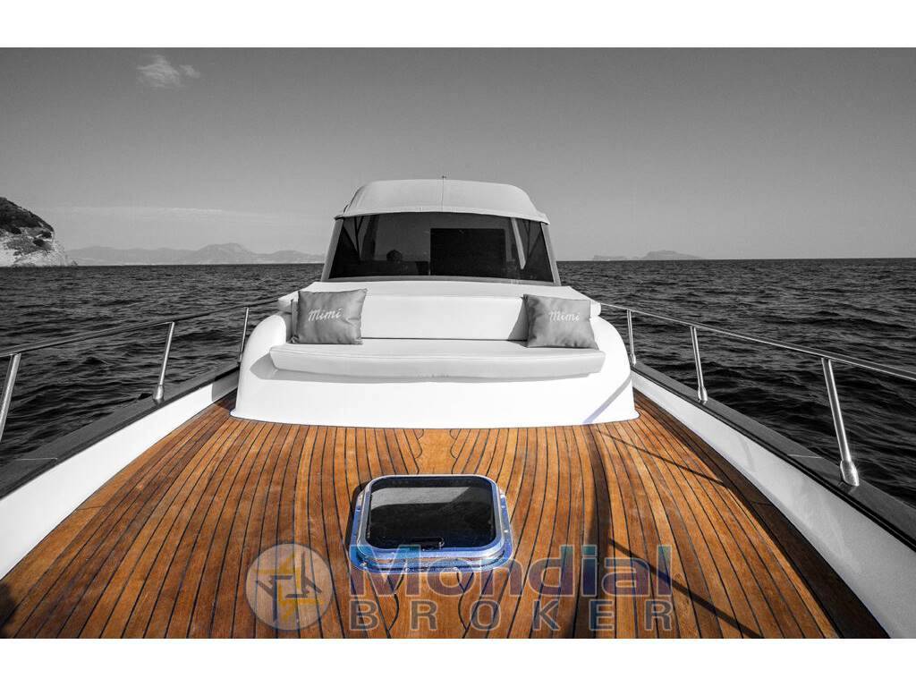 Mimi Libeccio 9.5 cabin