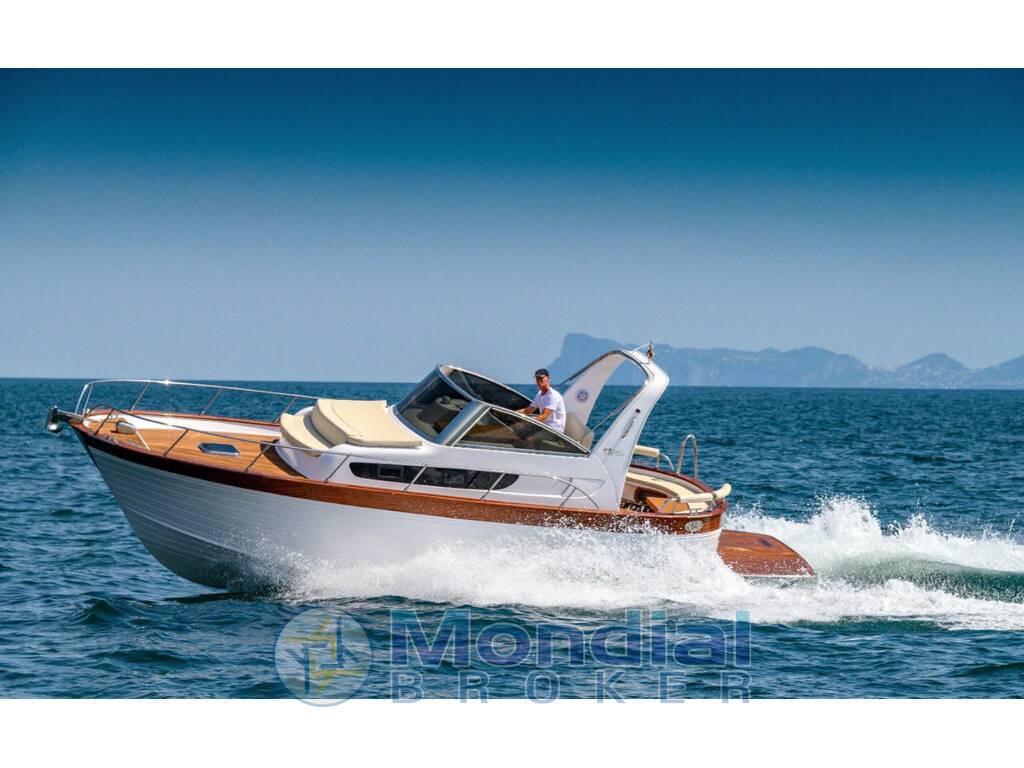 Mimi Libeccio 9.5 cabin
